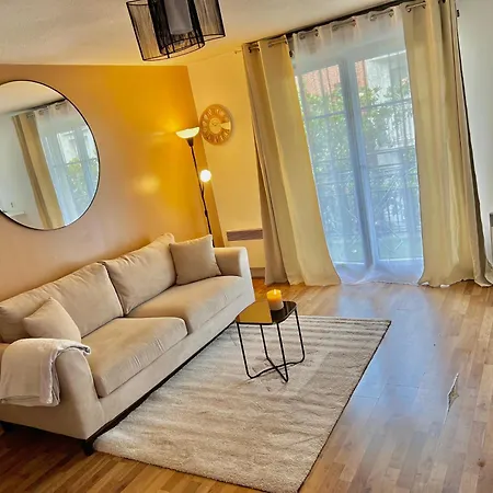 Apartment Le Bourget Home *