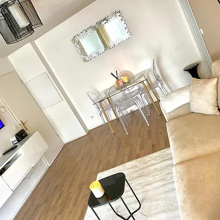 Le Bourget Home Apartment Le Bourget